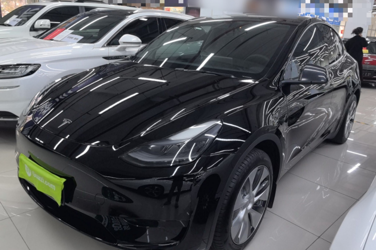 特斯拉 Model Y 2022款 改款 后轮驱动版车身外观1