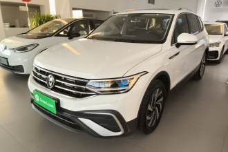 大众 途观L 2024款 300TSI 自动两驱智享版