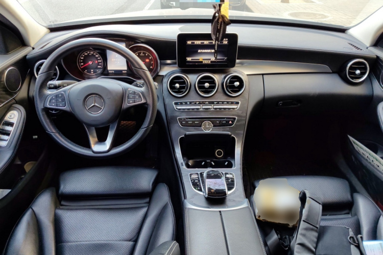 奔驰C级 2016款 C 200 L 运动型中控内饰12