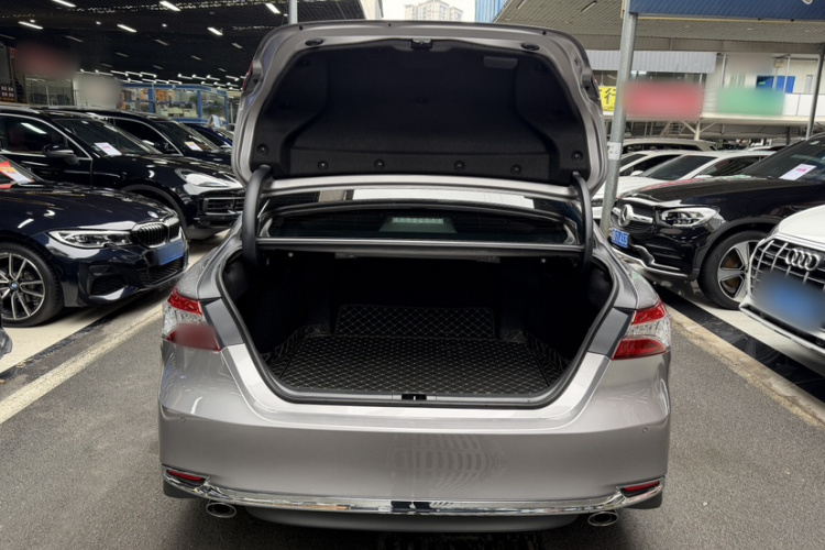 丰田 凯美瑞 2023款 2.5G 豪华版局部细节23