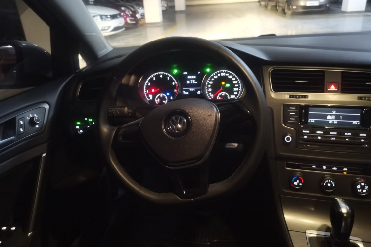 大众 高尔夫 2014款 1.4TSI 自动舒适型中控内饰13