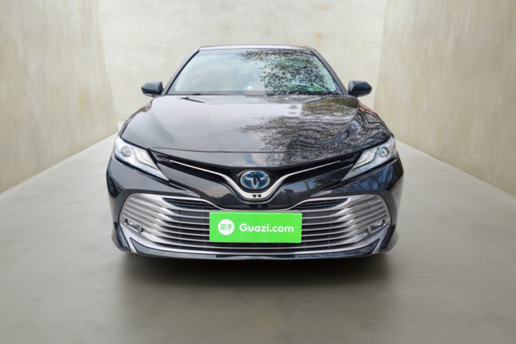 丰田 凯美瑞 2019款 双擎 2.5HQ 旗舰版 国VI车身外观2