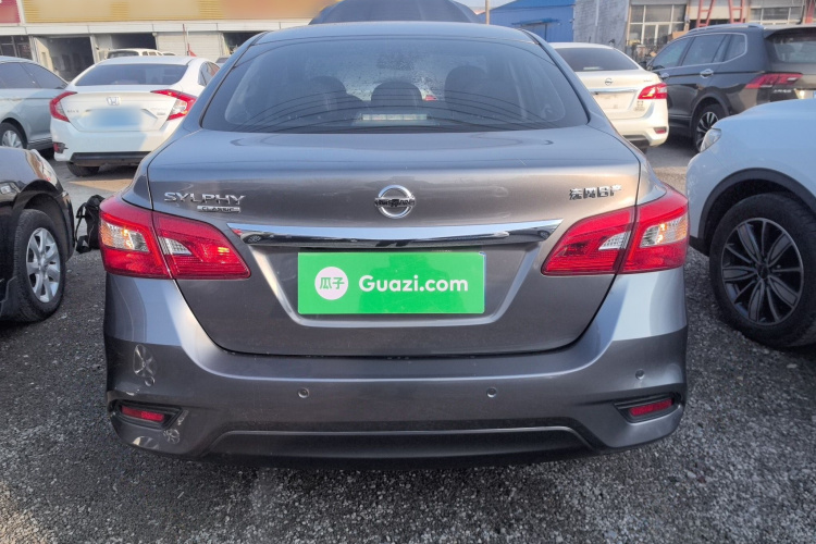 日产 轩逸 2022款 经典 1.6XL CVT豪华版车身外观6