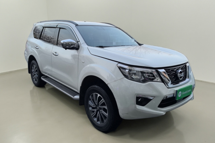 日产 途达 2020款 2.5L XL Upper 4WD 自动四驱豪华版车身外观3