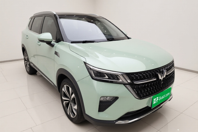 五菱汽车 五菱星辰 2021款 1.5T CVT星曜版车身外观3