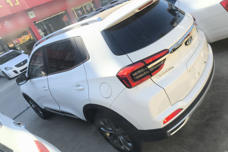 奇瑞 瑞虎5x 2019款 HERO 1.5T DCT高能版车身外观4