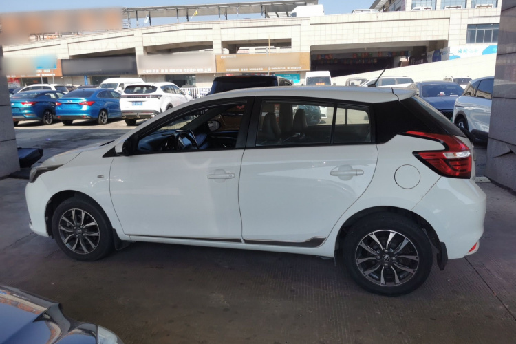 丰田 YARiS L 致炫 2020款 1.5L CVT豪华版车身外观4