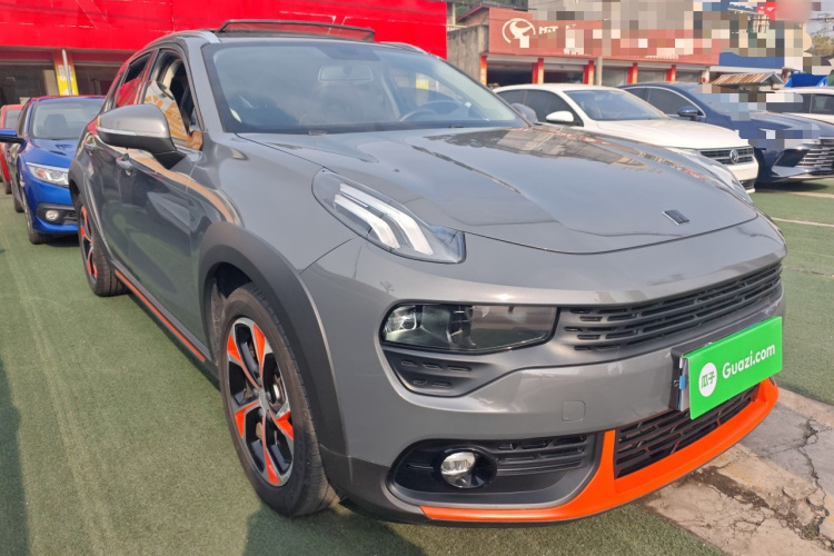 领克02 2019款 高能版 2.0T 自动两驱耀版 国VI车身外观3