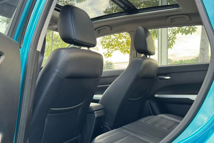 铃木 维特拉 2016款 1.4T 自动四驱旗舰型中控内饰7001