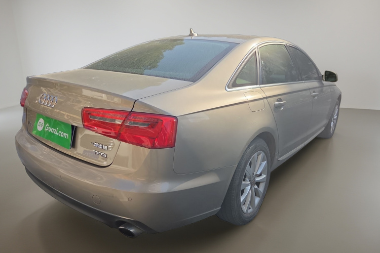 奥迪A6L 2012款 TFSI 标准型车身外观7