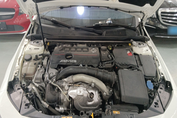 奔驰CLA AMG 2022款 AMG CLA 35 4MATIC机舱底盘24