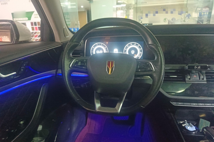 红旗HS5 2019款 2.0T 智联旗享版中控内饰13