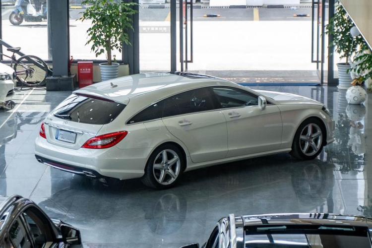 奔驰CLS 2013款 CLS 350 猎装时尚型车身外观6005