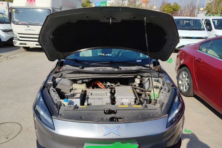 小鹏G3 2019款 尊享版机舱底盘24