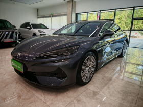 腾势Z9 2024款 1100km 四驱Ultra版