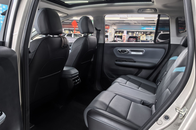 埃安 AION Y 2023款 Plus 510 智领版中控内饰7003