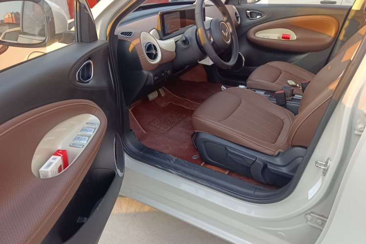 五菱汽车 五菱缤果 2023款 333km 悦享+款中控内饰7003