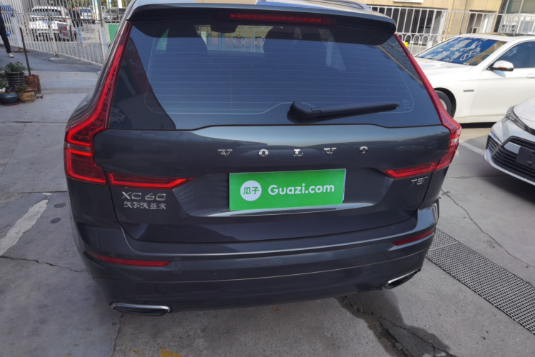 沃尔沃XC60 2019款 T5 四驱智远版 国VI车身外观6