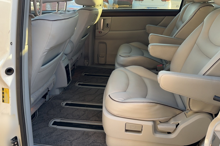 纳智捷 大7 MPV 2016款 2.0T 豪华型中控内饰7002