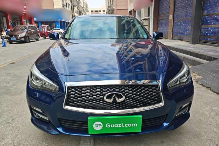 英菲尼迪Q50L 2016款 2.0T 进取版车身外观2