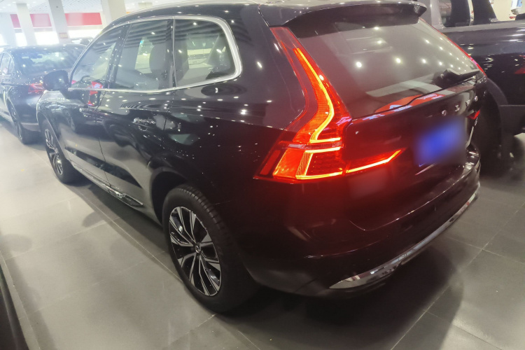 沃尔沃XC60 2025款 B5 四驱智远豪华版车身外观6003