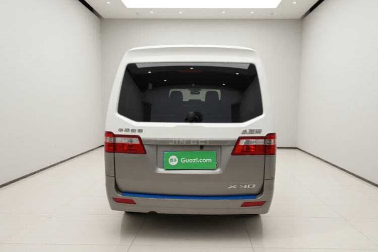 金杯 小海狮X30 2021款 1.5L 财富型客车国VI SWC15M车身外观6