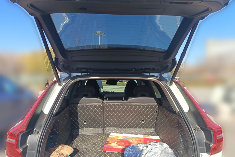 沃尔沃XC60 2021款 T5 四驱智逸豪华版中控内饰23