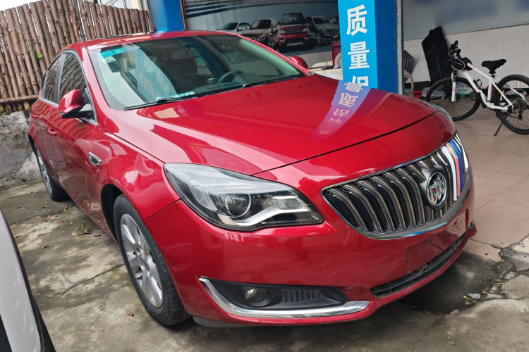 别克 君威 2015款 1.6T 领先技术型车身外观3