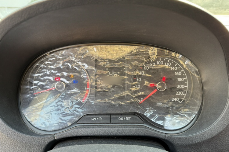 大众 Polo 2014款 1.4L 手动风尚版局部细节14