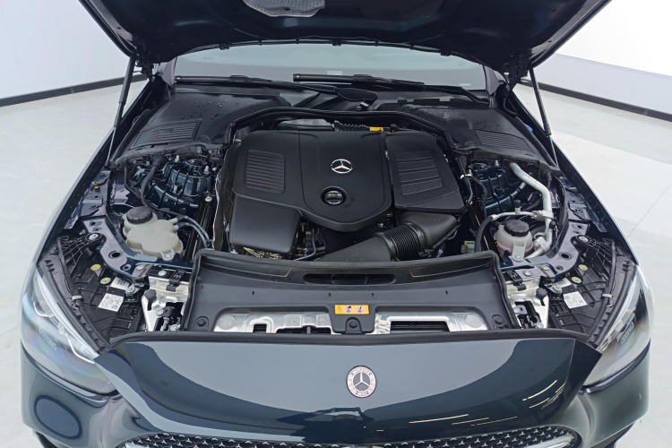 奔驰C级 2024款 改款 C 260 L 运动版机舱底盘24