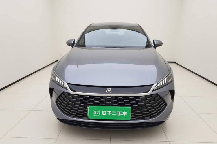 比亚迪 秦PLUS 2025款 DM-i 智驾版 55KM领先型车身外观2