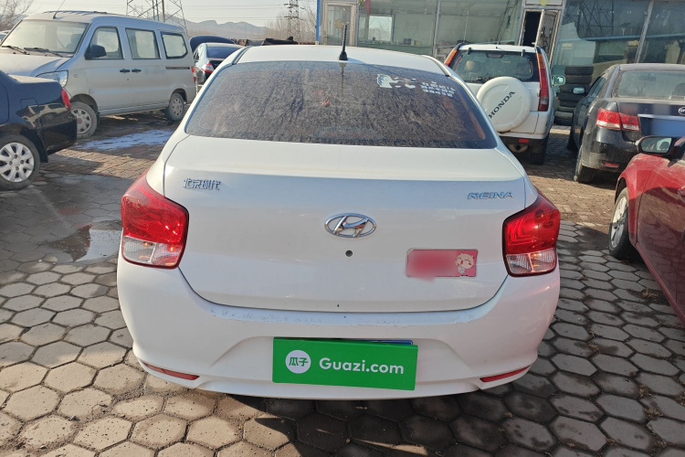 现代 瑞纳 2017款 1.4L 手动焕彩版 国V车身外观6