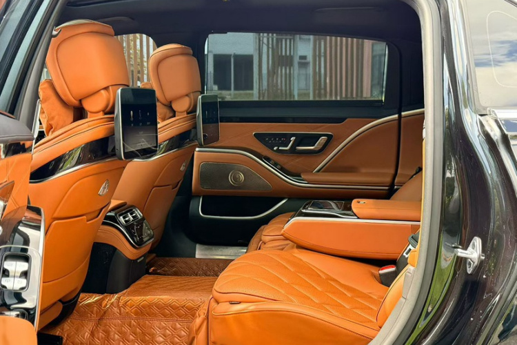 奔驰 迈巴赫S级 2021款 S 480 4MATIC中控内饰7005