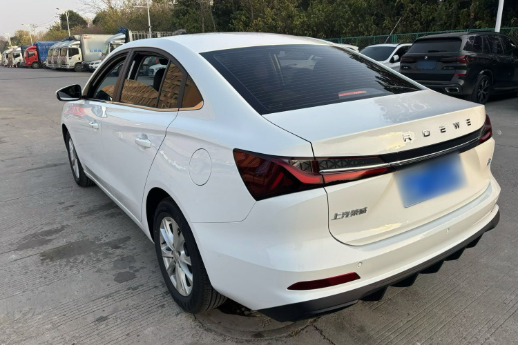 荣威i5 2026款 1.5L CVT豪华版车身外观6007