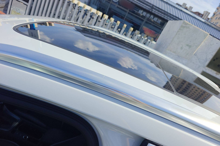 奥迪Q3 2023款 改款 40 TFSI 时尚动感型车身外观57