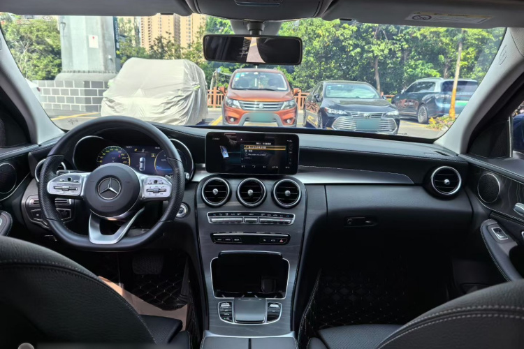 奔驰C级 2020款 C 200 L 时尚型运动版中控内饰7005