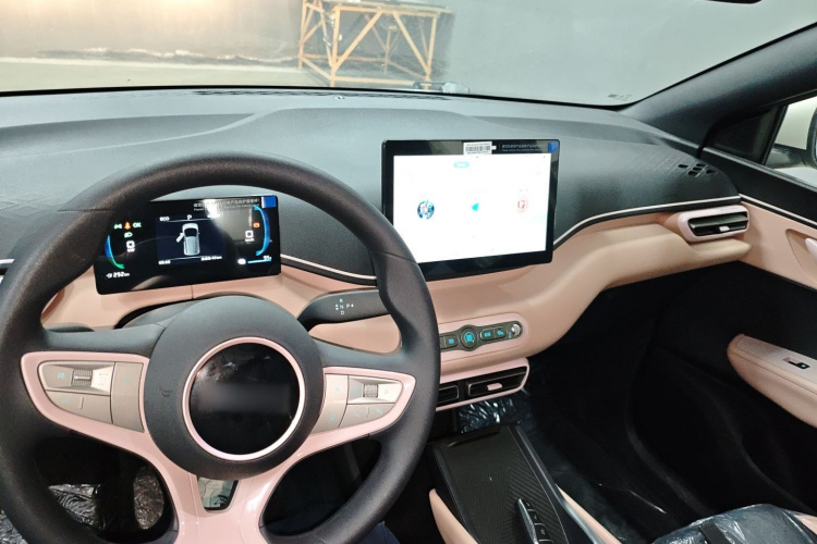 比亚迪 海鸥 2025款 305km 活力版中控内饰12