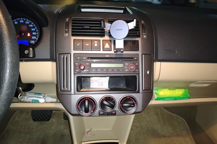 大众 Polo 2009款 劲情 1.6L 自动风尚版局部细节16