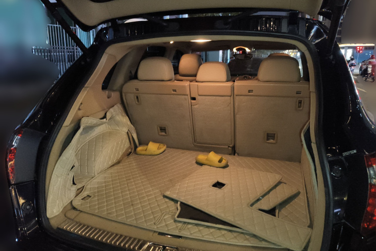 保时捷 2012款 Cayenne GTS 4.8L中控内饰23