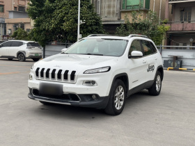 Jeep 自由光 2016款 2.4L 专业智能版