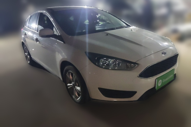 福特 福克斯 2018款 两厢经典 1.6L 自动舒适型智行版车身外观6002