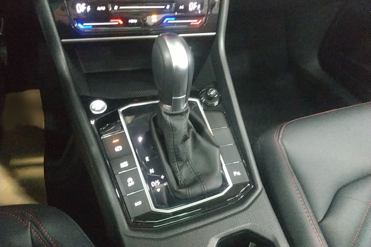 大众 朗逸 2024款 300TSI DSG星空领先版局部细节18