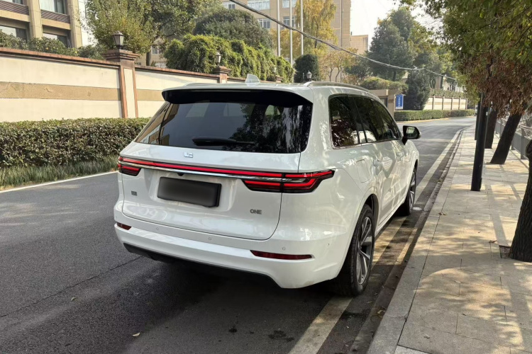 理想汽车 理想ONE 2020款 增程6座版车身外观6012