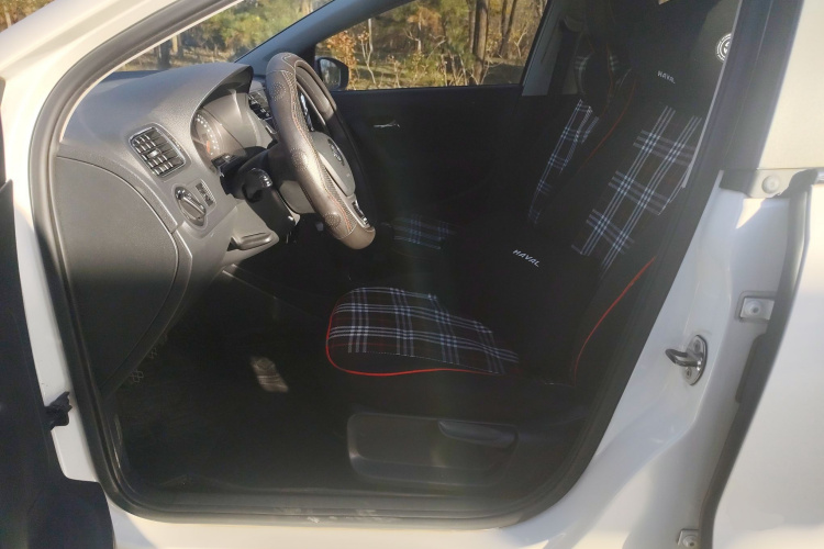 大众 Polo 2014款 1.6L 手动舒适版局部细节19