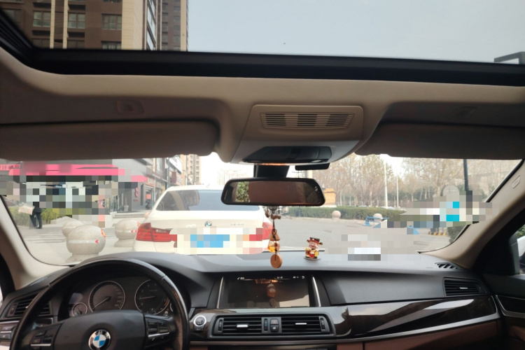 宝马5系 2014款 525Li 领先型局部细节22