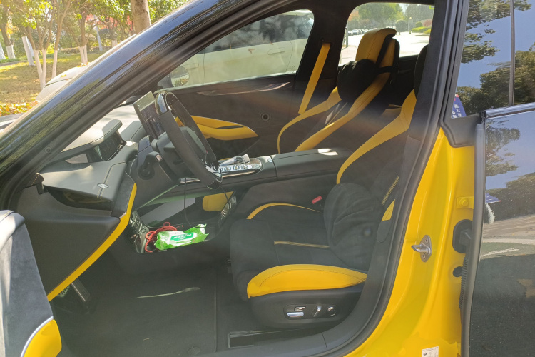 小米汽车 小米SU7 Ultra 2025款 Ultra中控内饰19