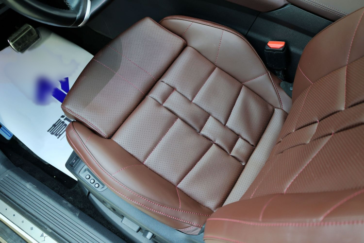 DS 7 2018款 45THP 歌剧院版中控内饰7007