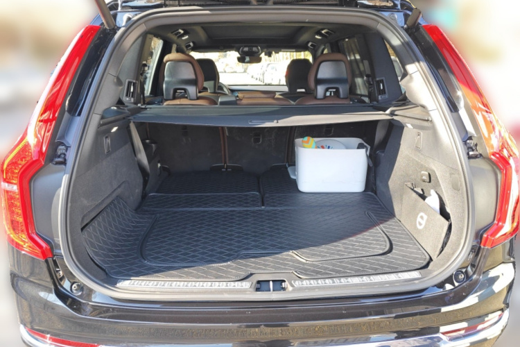 沃尔沃XC90 2024款 B6 智逸豪华版 7座中控内饰23