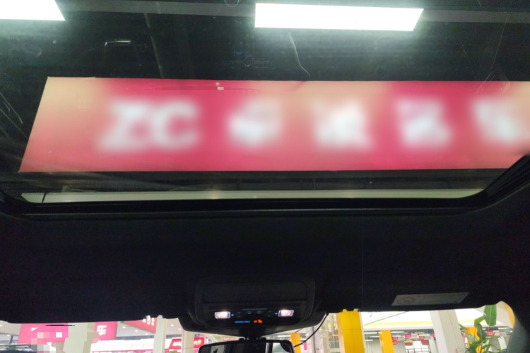 福特 探险者 2020款 EcoBoost 285 四驱运动版ST-LINE 7座局部细节22