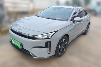 吉利银河 银河L6 2024款 125km PLUS 龙腾版